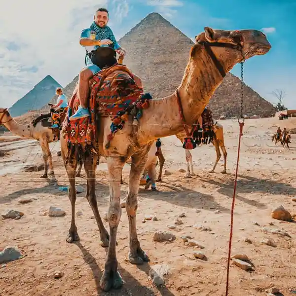 Camel-tour-Giza-Pyramids-v