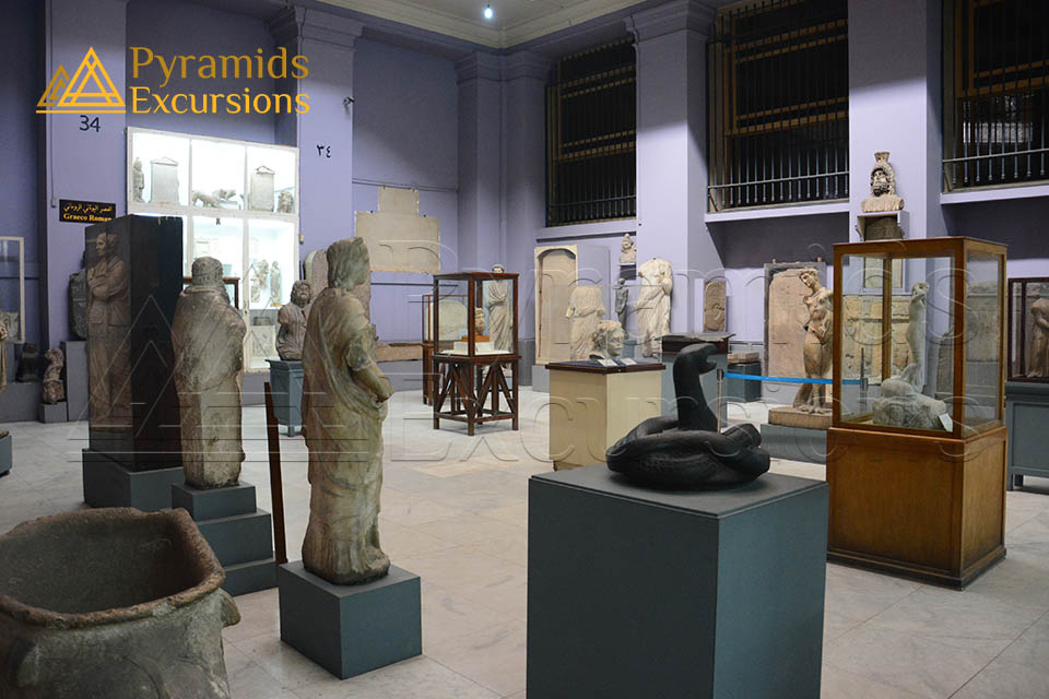 Pyramid and Museum Tour