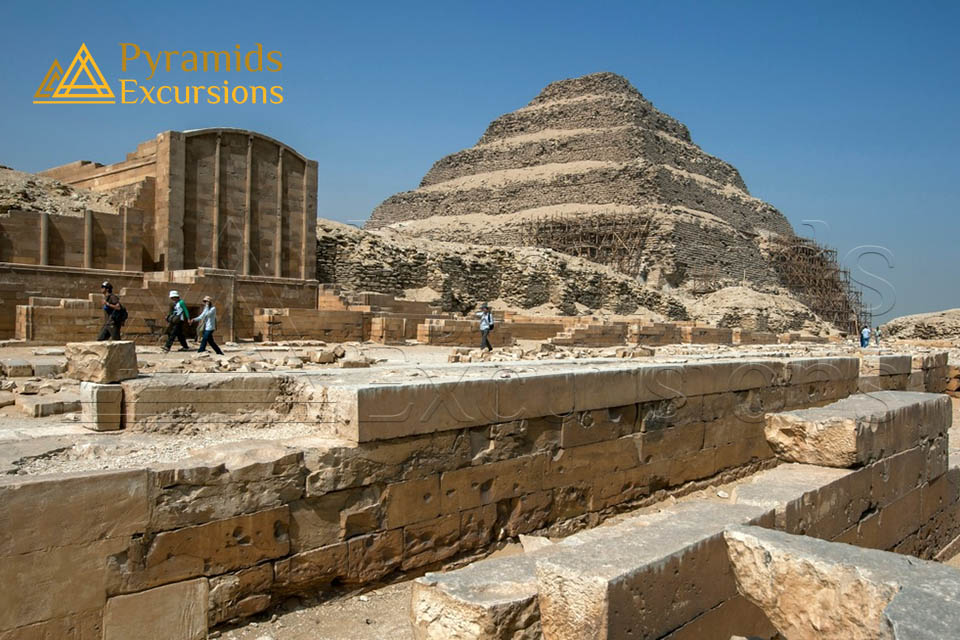 Pyramids, Sakkara & Dahshur Family Trip