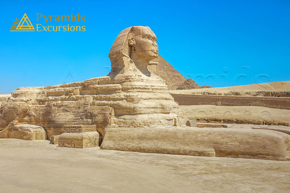 From Hurghada: Day Trip to Cairo by Flight and Guided Tour