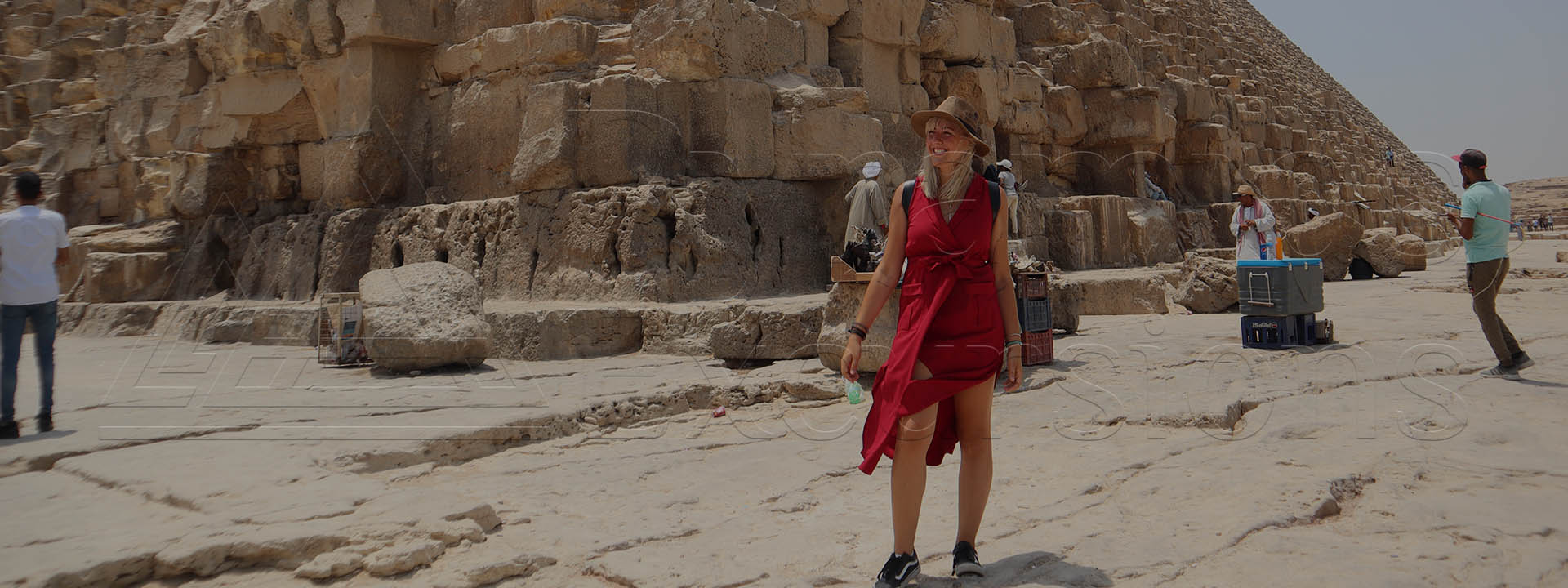 Private Half Day Pyramids Tour with Photographer