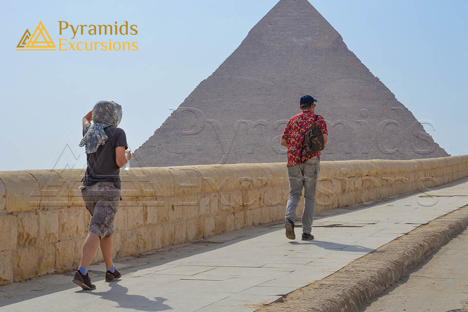 Pyramids, Museum Visit & Dinner Cruise Combo