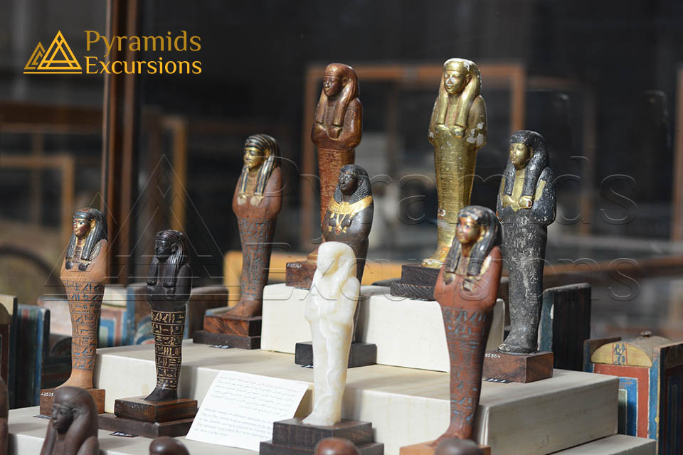 Pyramids, Museum Visit & Dinner Cruise Combo